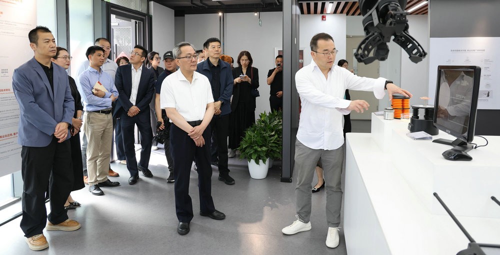 区政协开展“提升产业园区招商运营能力 促进优势产...