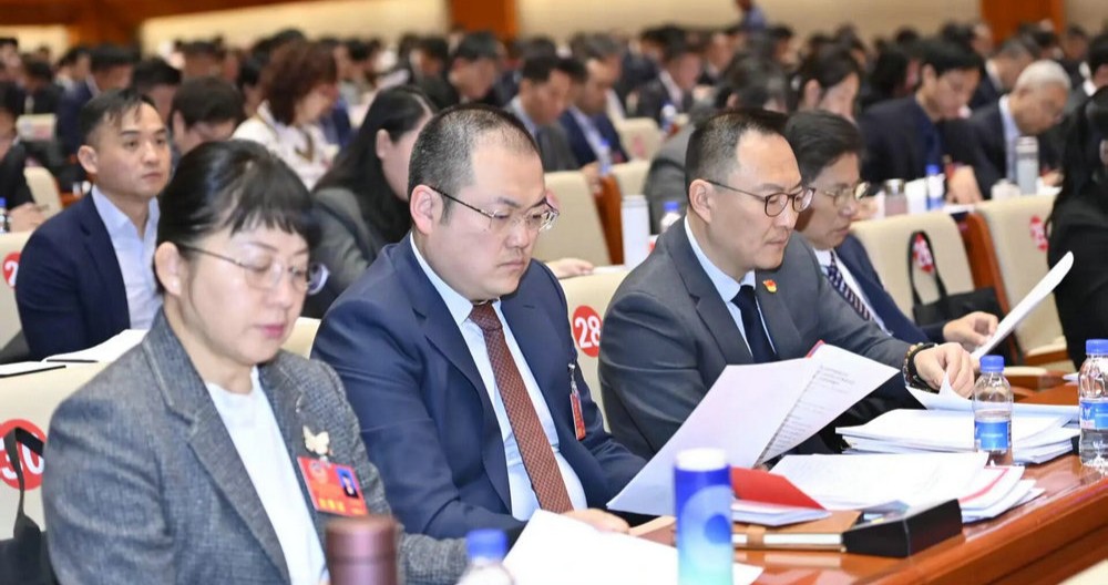 冯若冰委员：副中心...